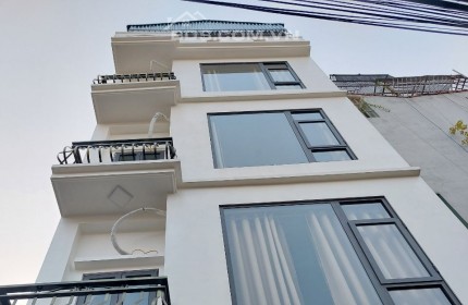 Bán nhà đường Lê Trọng Tấn, quận Hà Đông DT 50m2, giá 4.8 tỷ.